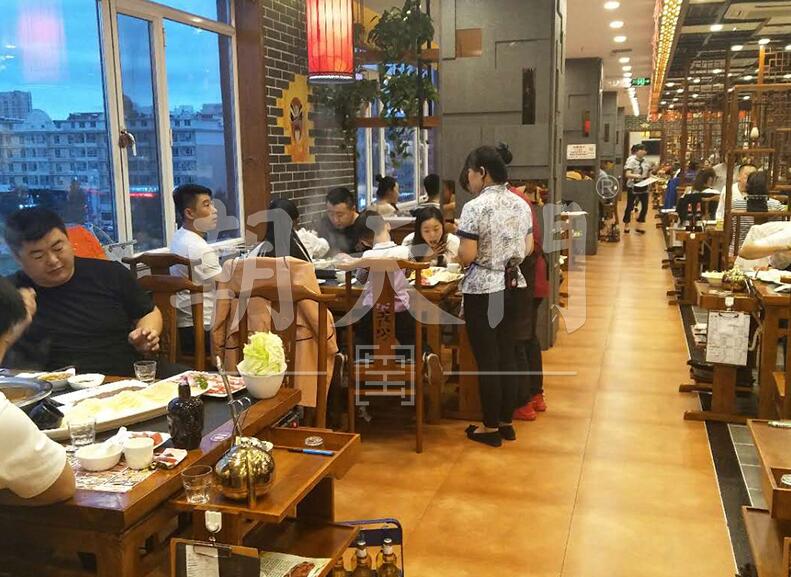 一次性油老火鍋加盟，選對品牌很關(guān)鍵！