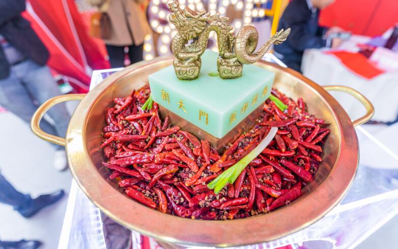 吃特色火鍋店的必點(diǎn)菜品有哪些？