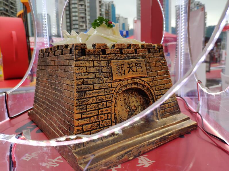 正宗重慶老火鍋有哪些實(shí)用的擺盤(pán)技巧？