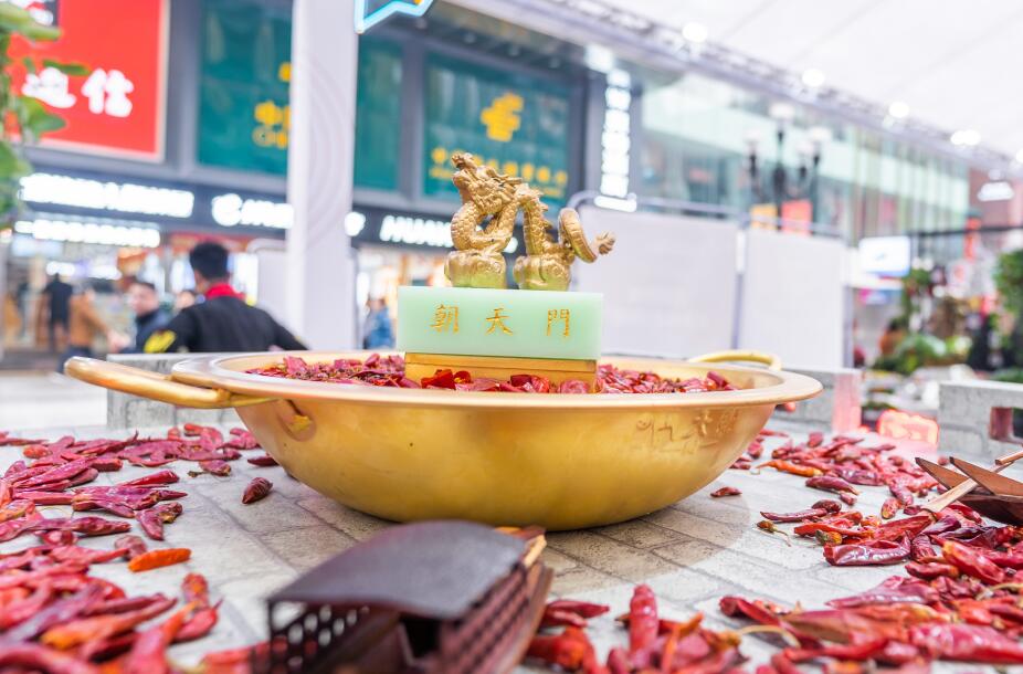 哈密開火鍋加盟店如何經(jīng)營？怎么管理？