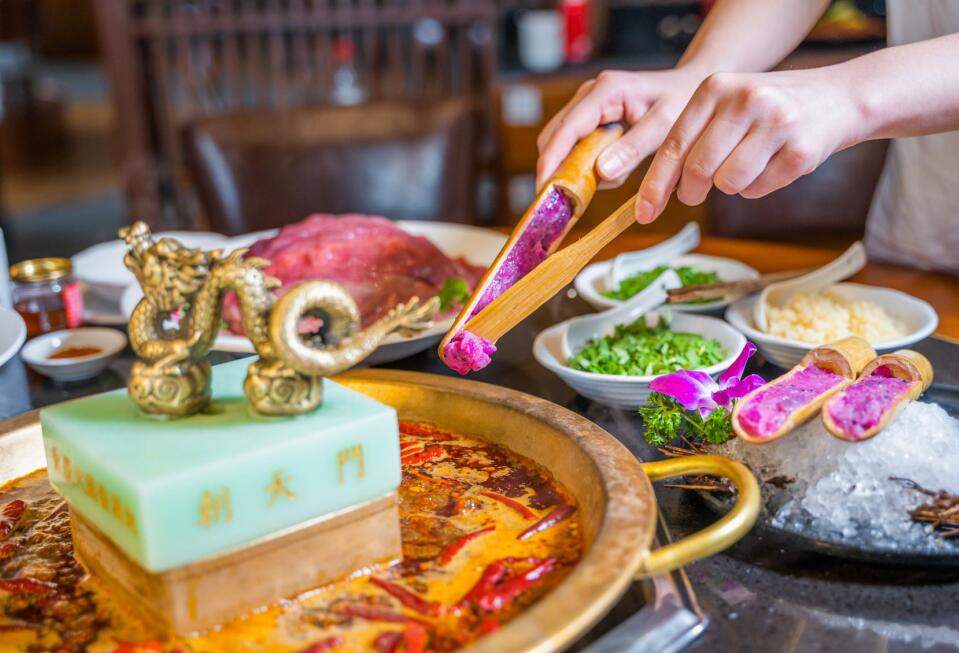 郴州開火鍋加盟店如何降低開店風(fēng)險？