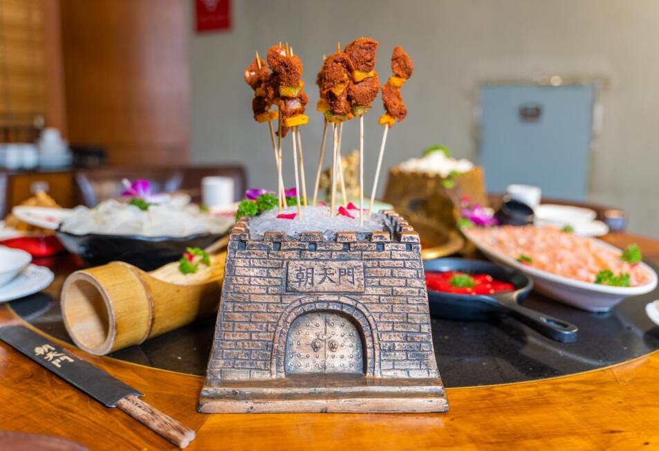 天長(zhǎng)開火鍋加盟店，需了解這幾個(gè)行業(yè)趨向！