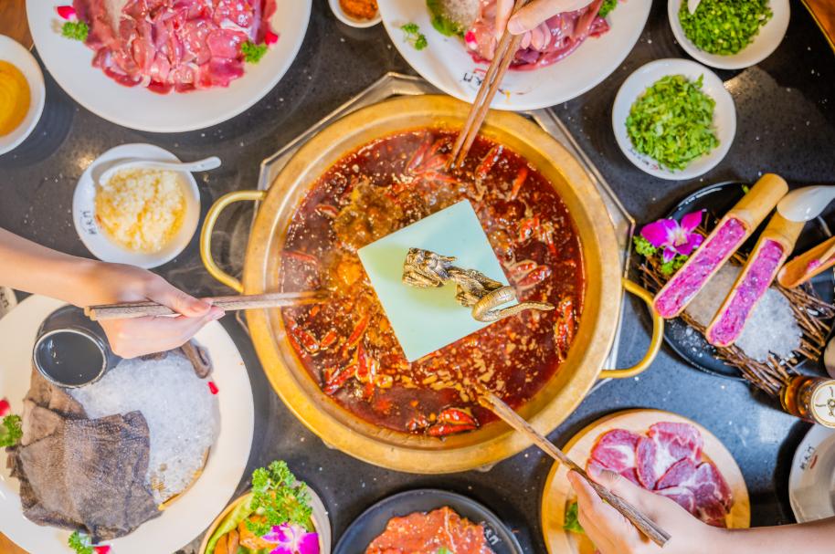 牛年大吉！朝天門火鍋祝大家2021年“?！睔鉀_天