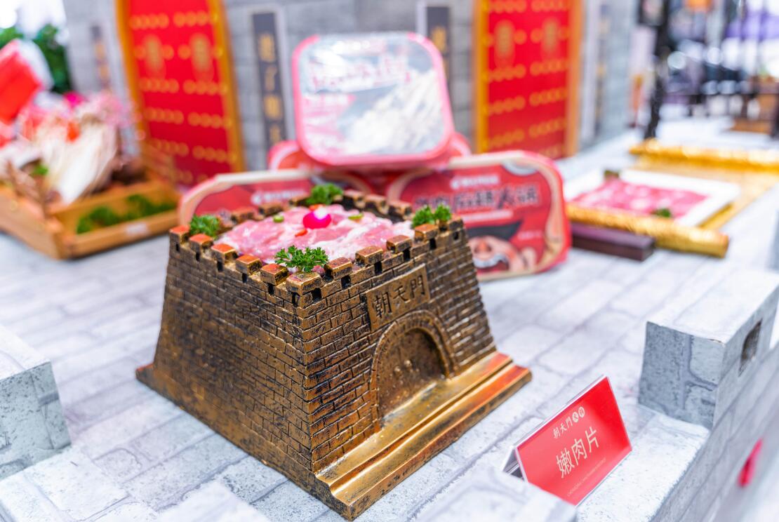 火鍋店如何打造讓顧客戀戀不忘的特色菜？