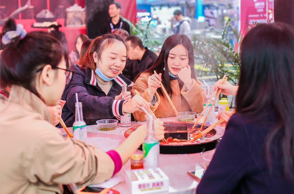 重慶火鍋的微辣究竟辣不辣？外地人能吃嗎？