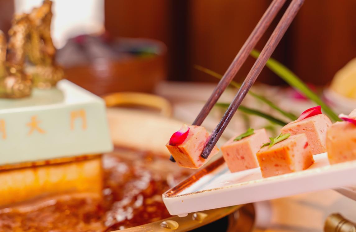 今天才懂！明星熱衷于開火鍋店，竟是因?yàn)檫@？