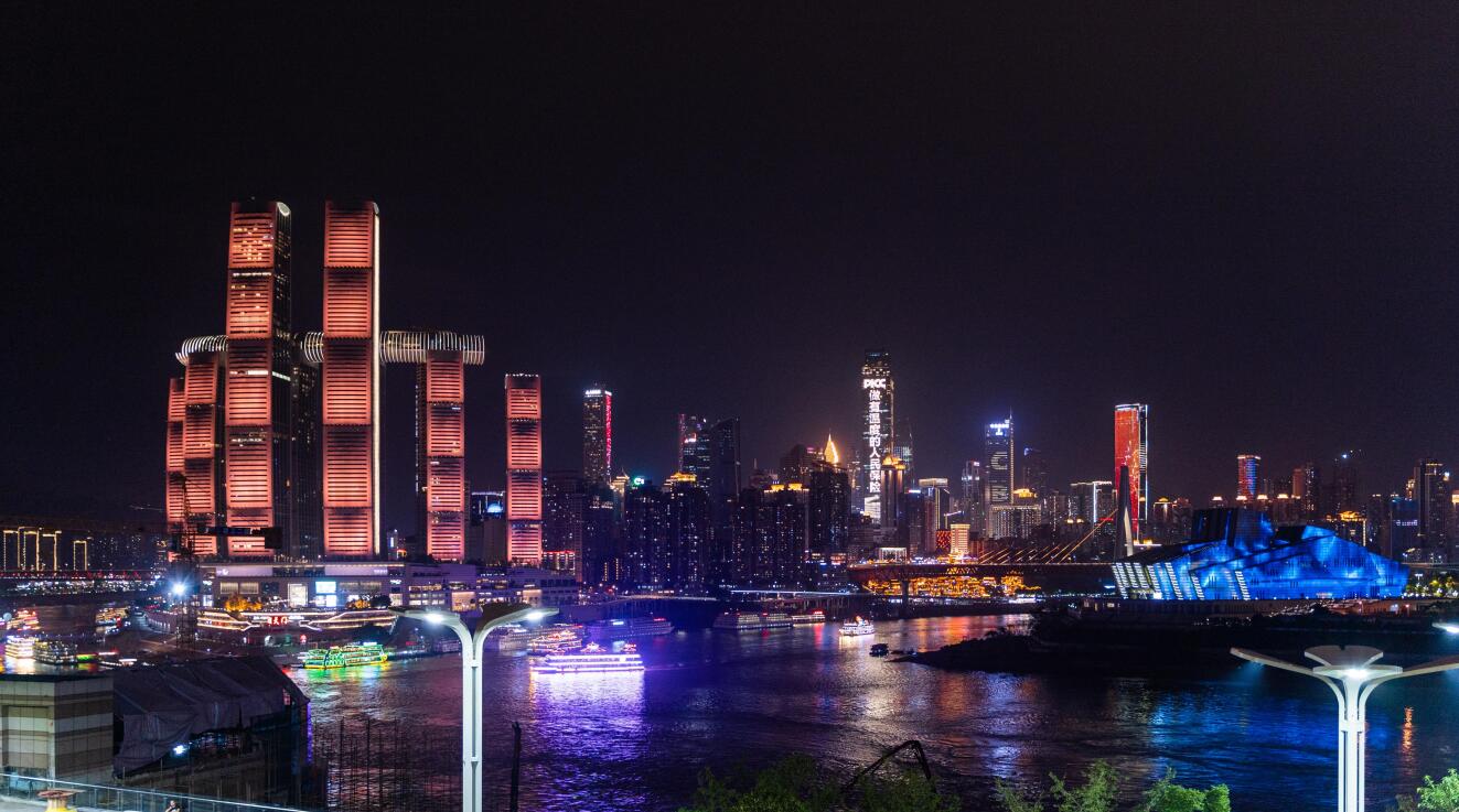 南山一棵樹旅游攻略，賞重慶渝中半島，看遍萬(wàn)家燈火！