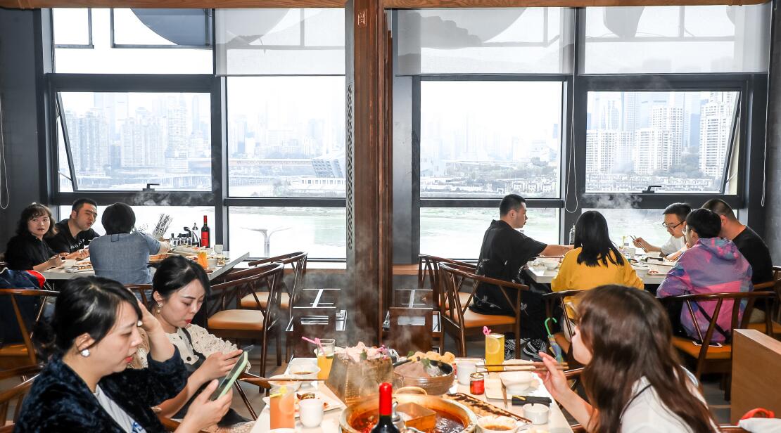 聚餐越來(lái)越多火鍋而不是炒菜，什么原因？