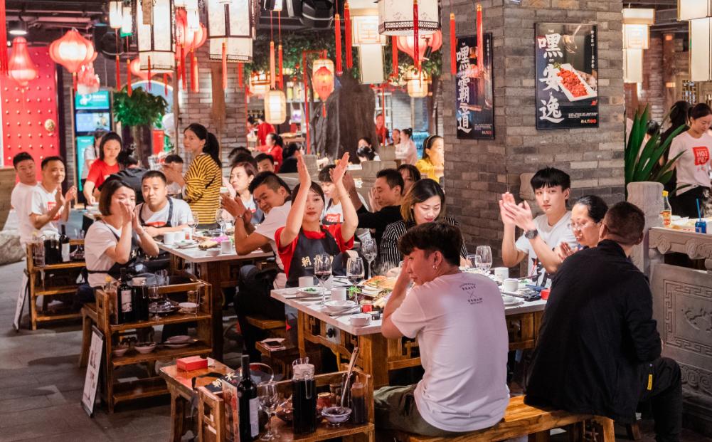 打造年輕人喜愛火鍋店，這三大思路，值得參考！