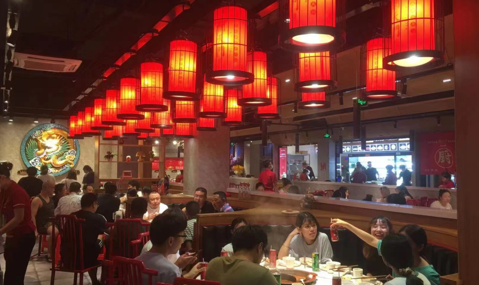 火鍋店燈光設(shè)計(jì)，打造氛圍感，提升進(jìn)店率，老板必看！