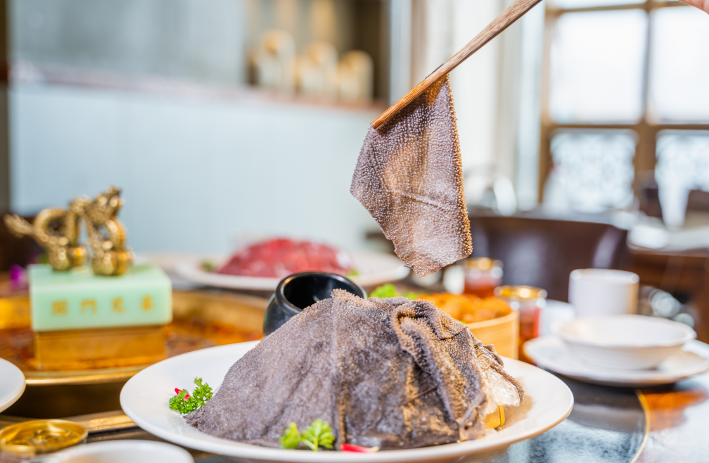 重慶火鍋必點三件套，加盟店賣斷貨！