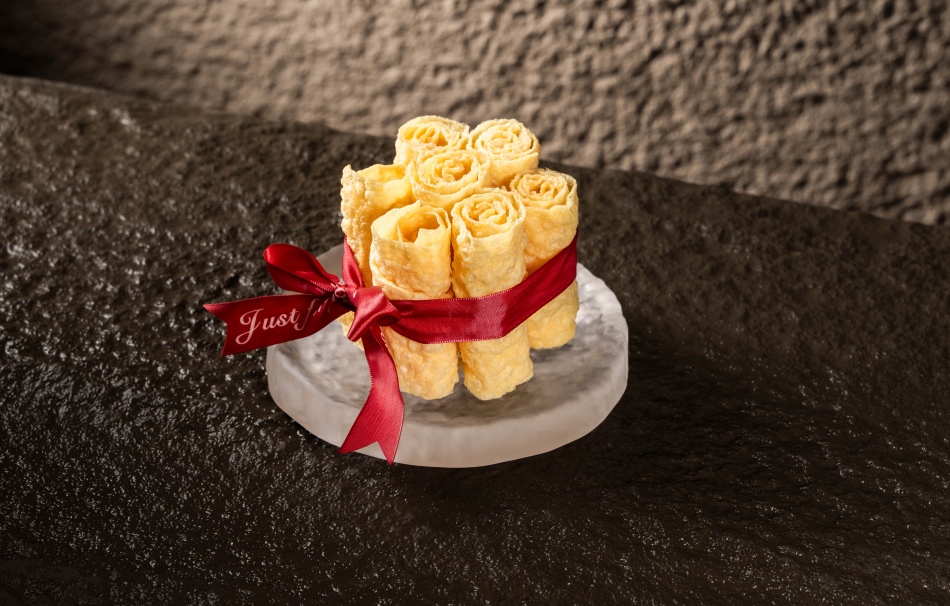 火鍋菜品，牛肥牛配上響鈴卷，讓們生意一下火了！